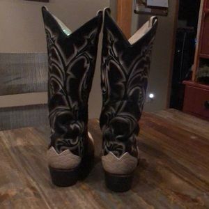 Lary Mayans Made In Texas